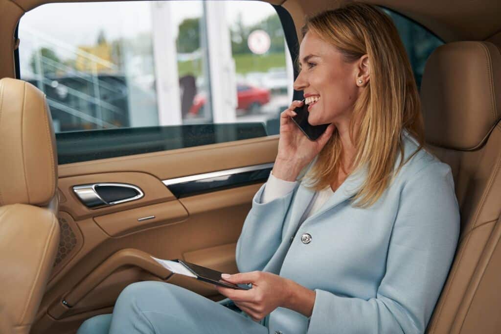 Airport Business Lounge Assistance